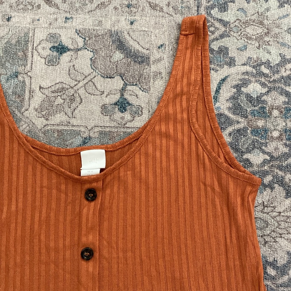 H&M Rust Ribbed Button-Down Tank Top - Picture 2 of 3